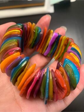 Vintage Colourful Disc Stretch Bracelet - Vibrant Womens Jewelry Piece